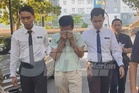 'Saya baru keluar hospital, perlu jalani rawatan' - Suami Azar Azmi rayu kurangkan jaminan