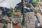 Detik cemas di Ampang: Tanah runtuh dua kali, van remuk