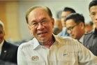 Kerajaan bakal umum langkah bantu siswazah menganggur - Anwar