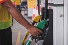 Harga RON97, RON95 tanpa subsidi naik mulai esok