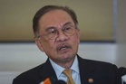 Cadangan pengurangan perbelanjaan operasi: Pengambilan doktor, jururawat tidak terjejas - Anwar