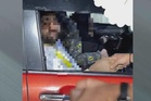 Dakwa anak dan isteri tidak makan, taktik warga asing minta wang