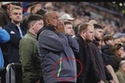 Penyokong Manchester City sembunyi botol Arsenal