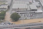 Lapan kenderaan terperangkap banjir kilat di 3 lokasi sekitar KL