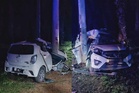 Dua rakan maut kereta terbabas