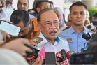 Kerajaan teliti cadangan semak semula subsidi petrol untuk T20 - Anwar