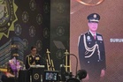 Azam ingatkan pegawai beri kerjasama penuh kepada kepimpinan baharu