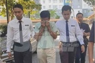 'Keluarga sedang kumpulkan duit bayar ikat jamin' - Suami Azar Azmi
