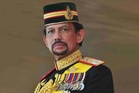 Sultan Brunei umum rombakan Kabinet