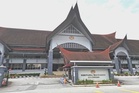 Kemelut DKU: Mahkamah halang usaha singkir Raja Norazli