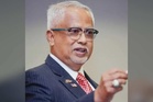 Di Putrajaya duduk semeja, di Johor bermusuh - Mahfuz