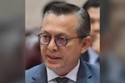 'Tenang, sabar dulu' - Razali