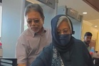 Mahkamah perintah pasport anak perempuan Tun Daim dikembalikan secara kekal