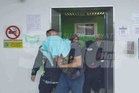 Mengaku cuba bersetubuh dengan suami orang, ibu dua anak menangis rayu hukuman ringan