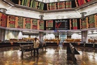 Bursa Malaysia meningkat dalam dagangan awal