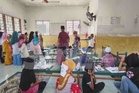 'Kami hanya mahu mereka ada asas pendidikan' - Cikgu sekolah Rohingya