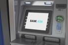 Yuran pengeluaran tunai ATM antara bank dikecualikan bermula 1 Julai 2026