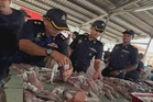 Tular sotong 'gemuk' isi ikan, peniaga tampil beri penjelasan
