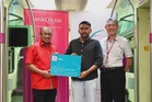 10 pelanggan Bank Islam menang perjalanan ERL percuma setahun