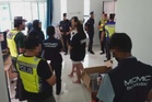 MCMC rampas 6,916 peranti komunikasi tidak diperakui bernilai RM2.06 juta