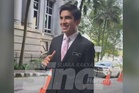 Syed Saddiq tiba di mahkamah dengan senyuman untuk keputusan rayuan akhir