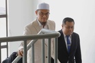 Muat naik hantaran palsu, peniaga durian berdepan denda RM500,000
