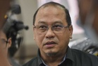 ​'Bukan serangan jantung, cuma keletihan, tersilap makan' - Ahmad Amzad