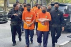 Benar warga asing tinggal tanpa dokumen, 33 individu termasuk pegawai penguat kuasa direman