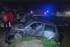 Anggota polis maut tercampak keluar kereta