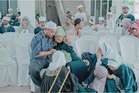 'Hadiah terbesar buat ibu, ayah' - Tiga puteri selesai hafaz 30 juzuk, terima sijil huffaz serentak