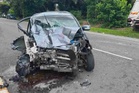 Dua beranak maut kereta bertembung lori