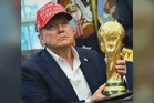 Trump serah trofi Piala Dunia