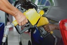 RON97, RON95 tanpa subsidi naik 20 sen, diesel meningkat 35 sen bermula Khamis