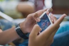 Naik tren, suara telefon jangan satu gerabak dengar