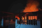Empat deretan rumah terbakar