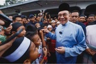 Kerajaan salur peruntukan tambahan RM2 juta sempena Hari Pahlawan - Anwar