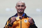 Anwar ucap tahniah kepada Azizulhasni, tamatkan penantian 16 tahun emas keirin Komanwel