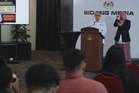 RCI Tabung Haji: Sidang khas berlangsung tanpa waktu rehat, 40 ahli Parlimen berbahas - Fahmi