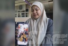 'Awak tenunglah muka saya lama-lama, nanti saya dah tiada sudah tidak boleh tengok'