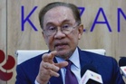 Proses kenaikan pangkat tentera, polis dipermudah dan dipercepat - Anwar