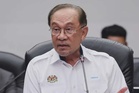 Anwar selamat jalani pembedahan hernia perut