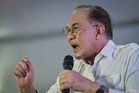 'Nak bahas saya atau Tabung Haji?' - Anwar