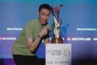 Trofi eksklusif emas seberat 12.5kg menanti juara Piala Lee Chong Wei