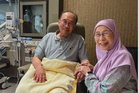 'Pendamping dalam setiap keadaan. Terima kasih, Azizah'