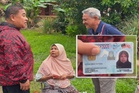 'Nama saya Entah binti Ta’tahu'