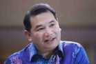 Rafizi persoal siasatan kes anak dicucuk, dakwa mati dan diam begitu sahaja