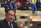 Anwar arah JIM siasat segera kemalangan lori imigresen