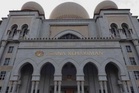 Mahkamah kekal hukuman penjara 10 tahun, 11 sebatan terhadap bekas polis