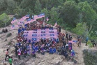 Jalur Gemilang gergasi berkibar di puncak Bukit Besar