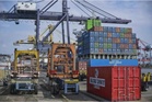 MOF, JKDM, Petronas digesa beri penjelasan kawal selia, cukai kargo petroleum